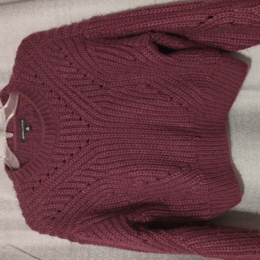 Kendall and Kylie Cropped Long Sleeve Burgundy/Wine Knit Sweater Sz XS